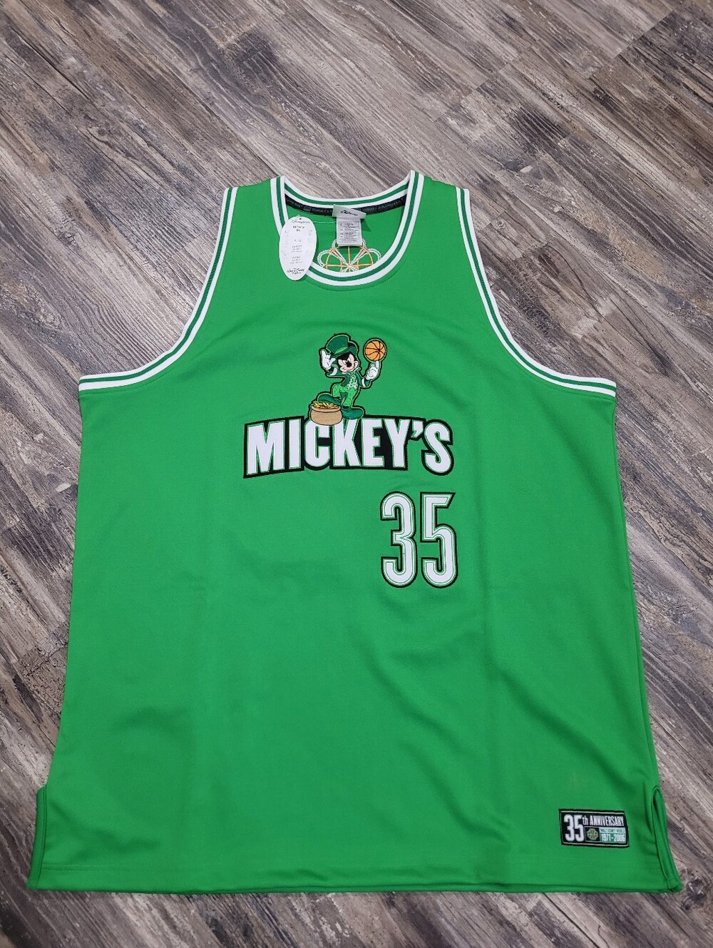 New Disney Vintage 35th Anniversary Celtics Mickey’s Basketball Jersey Mens XL